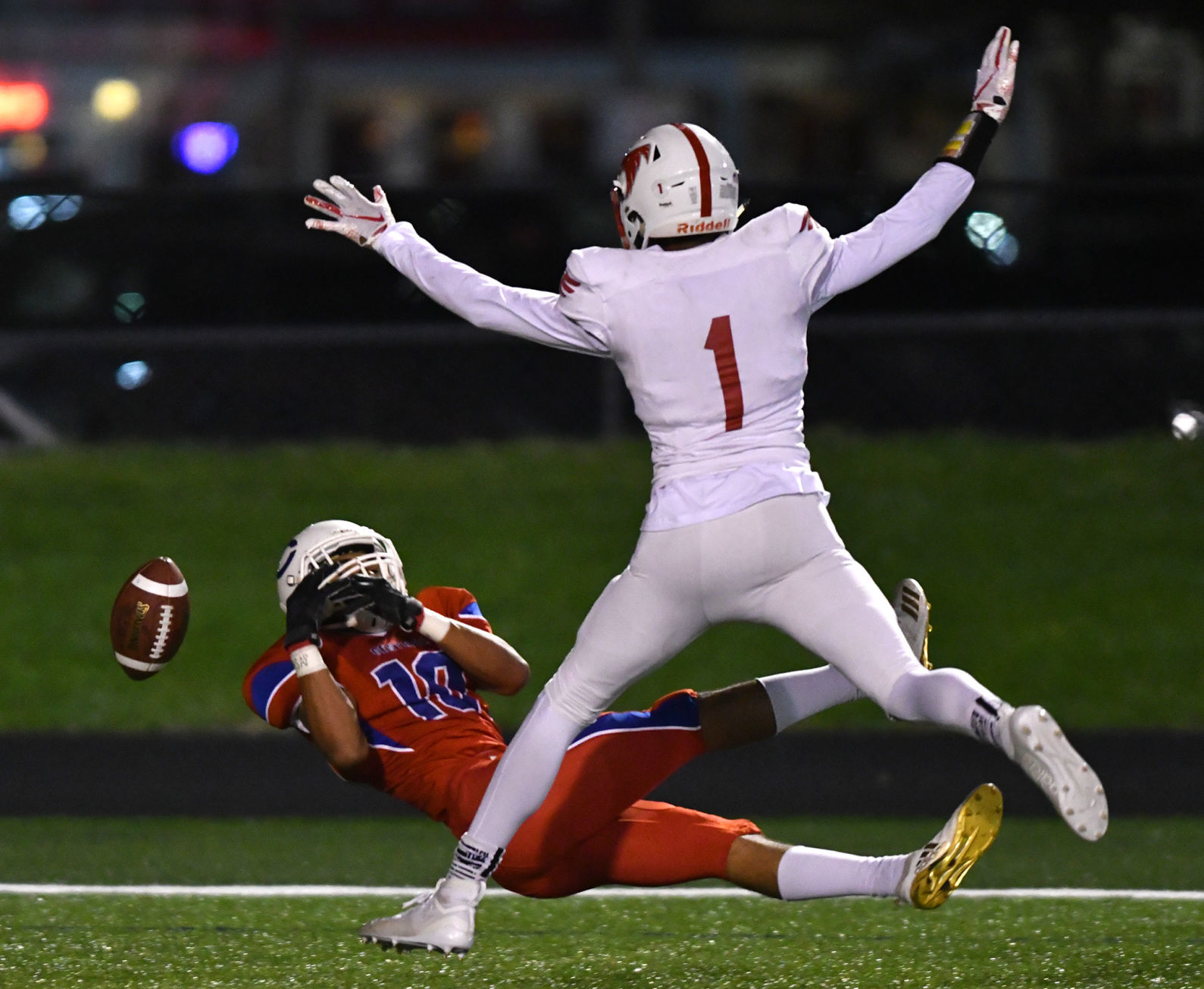Davenport West vs Davenport Central football